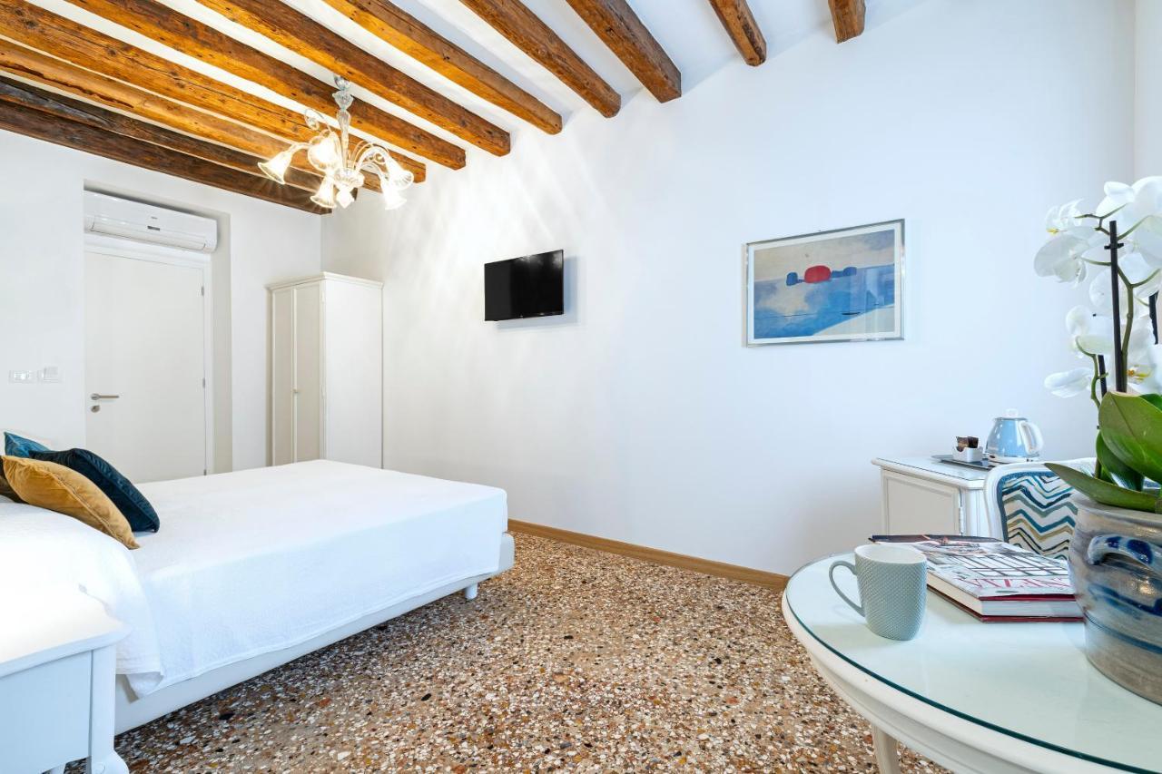 Residenza San Silvestro Hotel Venice Luaran gambar