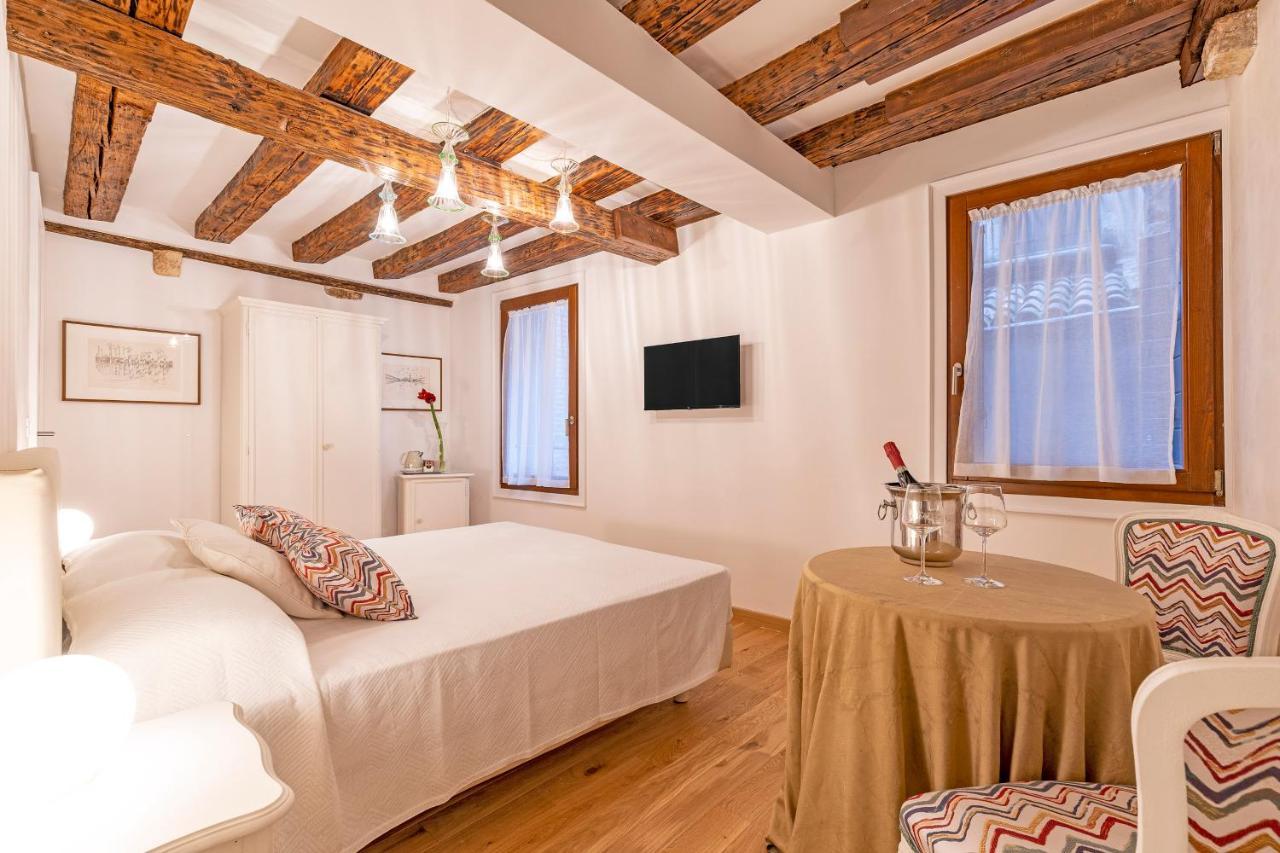 Residenza San Silvestro Hotel Venice Luaran gambar