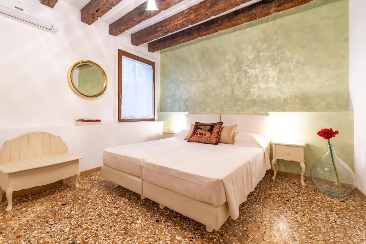 Residenza San Silvestro Hotel Venice Luaran gambar